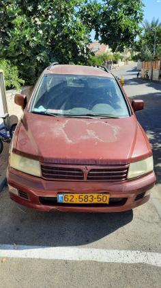 מיצובישי ספייס וואגן (2003)