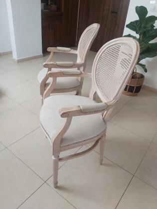 6 כסאות פרובנס במצב מעולה עץ מלא