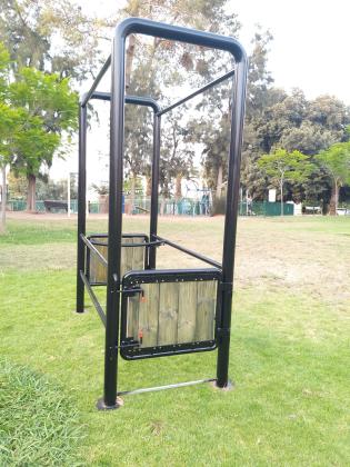 עמדת בדיקה וטרינרי שנבנה ע"פ