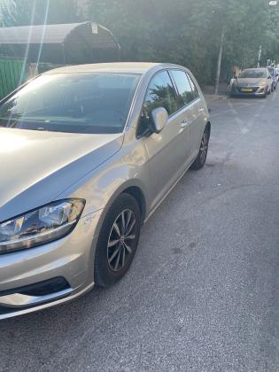 פולקסווגן גולף (2018)