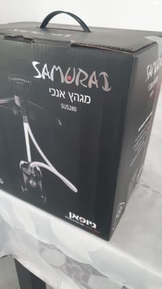 מגהץ אנכי של חברת סמוראי