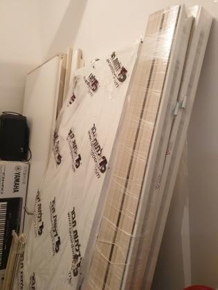 2 דלתות פנים חדשות בניילונים