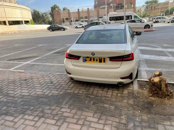 ב.מ.וו סדרה 3 (2021)