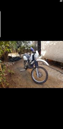 סוזוקי DR350 (1994)