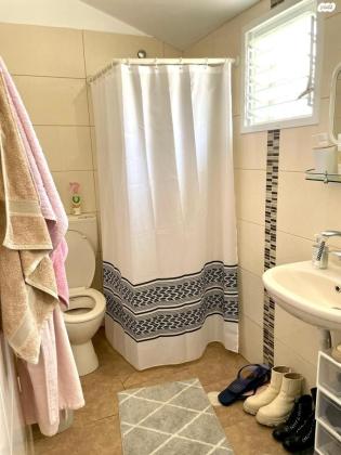 בן זכאי 10 (שיכוני המזרח)