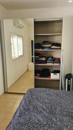 ארון הזזה רוחב 180 ס''מ