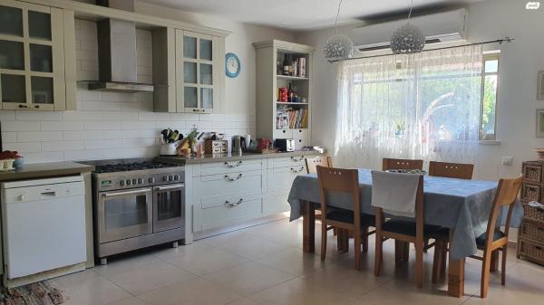 המנגו 5 (רמות וייצמן)