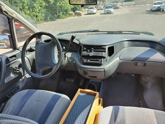 טויוטה פריוויה (1993)