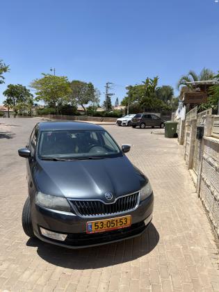 סקודה ראפיד (2014)