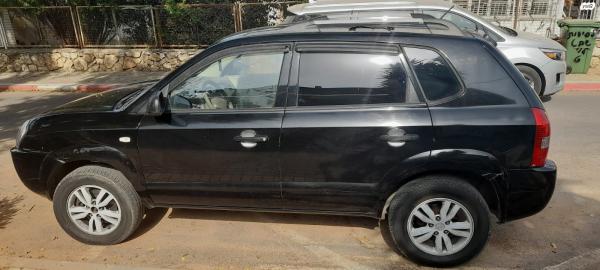 יונדאי טוסון (2010)