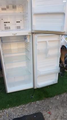 מקרר שארפ במצב מעולה 322 ליטר
