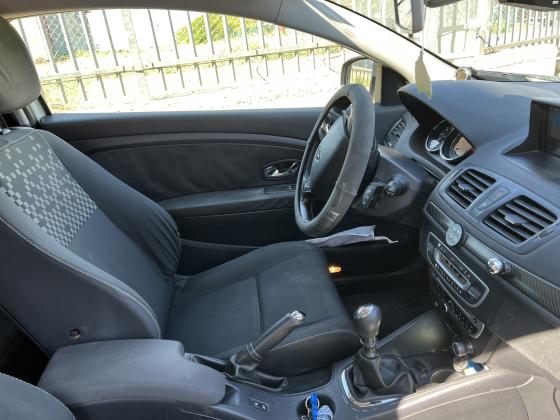 רנו מגאן קופה / ספורט (2013)