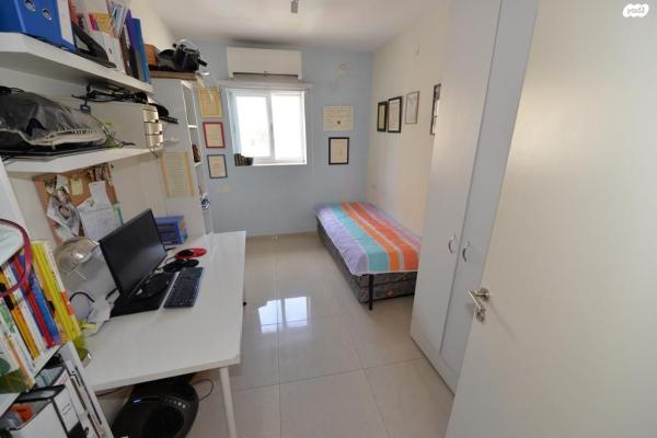 אברהם מאפו 5 (טלביה)