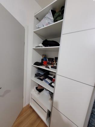 ארון בגדים בן שנה כחדשדלתות רחף!2