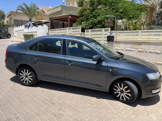 סקודה ראפיד (2014)