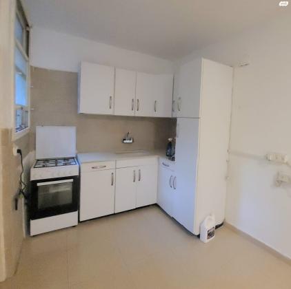 דוד וולפסון 42 (רמז)