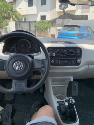 פולקסווגן אפ / UP (2015)