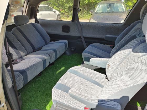 טויוטה פריוויה (1993)