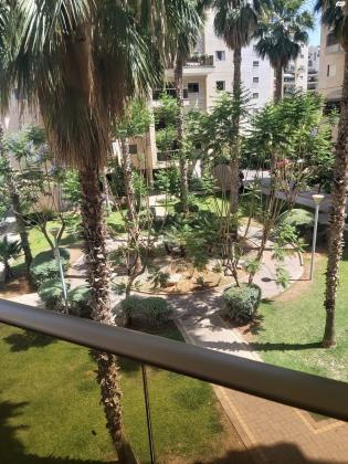 דוד טבצ'ניק 15 (נווה גן)