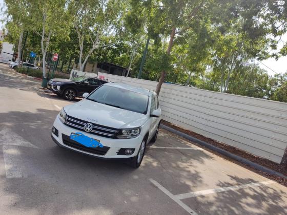 פולקסווגן טיגואן (2015)