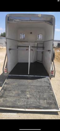 קרון למכירה של החברה בוקמן