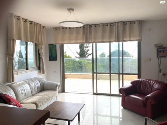 מורד הזמיר (אחוזה)