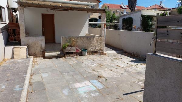 ה' באייר 24 (גבעת אולגה)