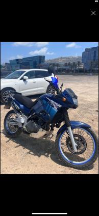 קאוואסאקי KLE500 (2021)