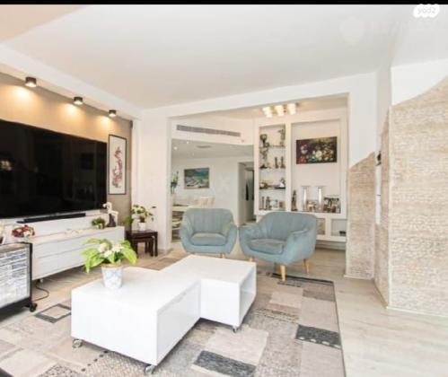 דב בר בורוכוב 4 (רמות רמז)