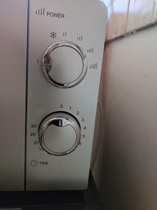 מיקרוגל Masimo 1200Wהשתמשנו בו כמה