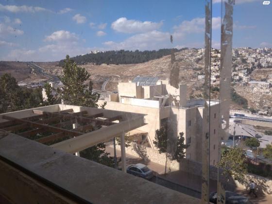 שדרות שמואל מאיר 8 (חומת שמואל;הר חומה)