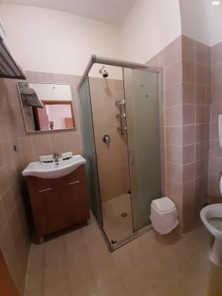 אביה השופט 1 (שכונה ד)