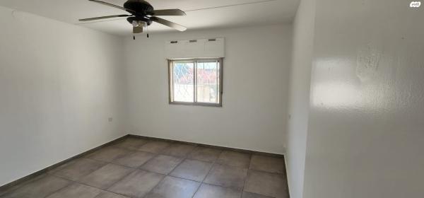 יוסף גרשון 444 (אברהם דנינו, בן גוריון)