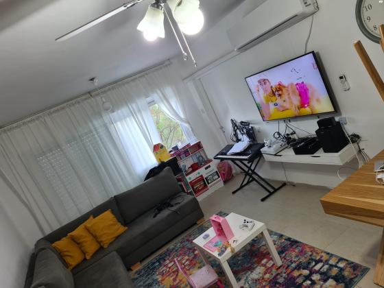 עליית הנוער 8