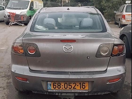 מאזדה 3 (2005)