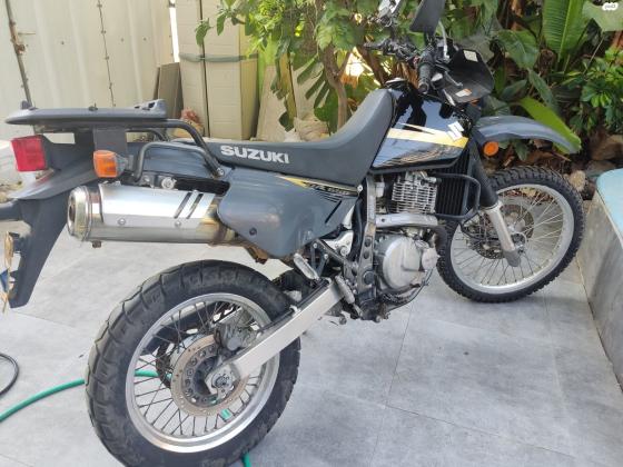 סוזוקי DR650R/RE/SE (2016)