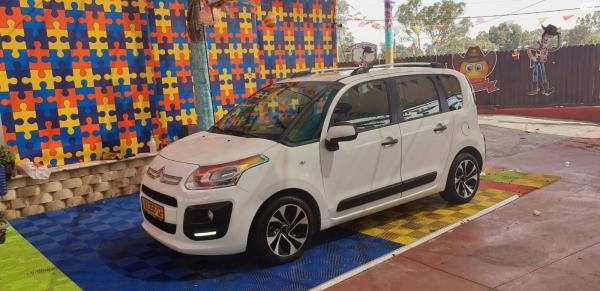 סיטרואן C3 פיקאסו (2013)