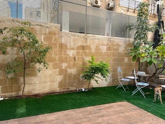 אביגיל 14 (החרוזים)