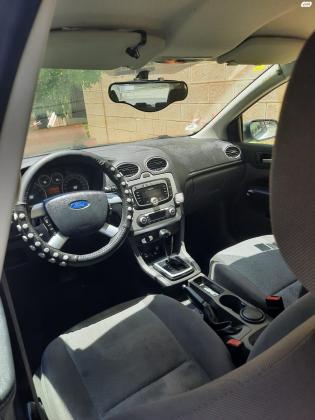 פורד פוקוס (2008)