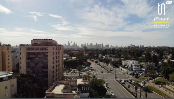 אנכי (נאות אפקה ב)