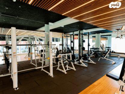 אריק איינשטיין 6 (הרצליה ב')