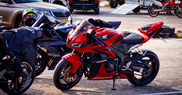 הונדה CBR600RR (2007)