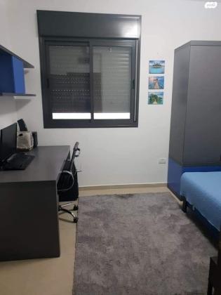 יעל רום 4 (אם המושבות)