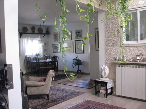 תלתן 4 (רמת שרת)