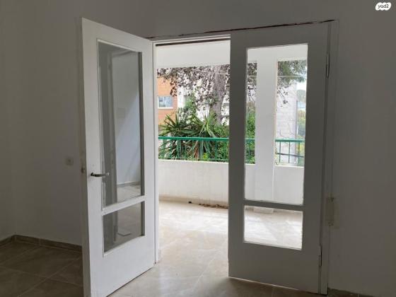 ליטניס 10 (שמבור)