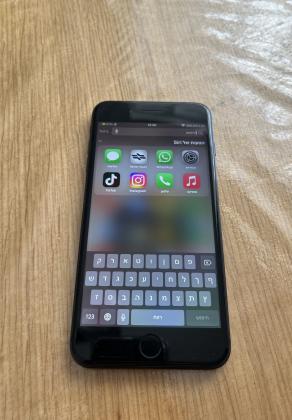 Apple - אייפון iPhone 8 Plus