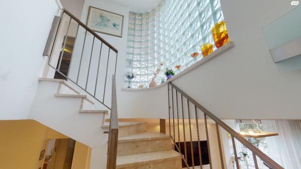 הנשיא יצחק בן צבי (הרצליה פיתוח)