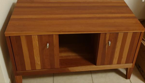 2 מיטות מתכווננות תוצרת הולנדיה