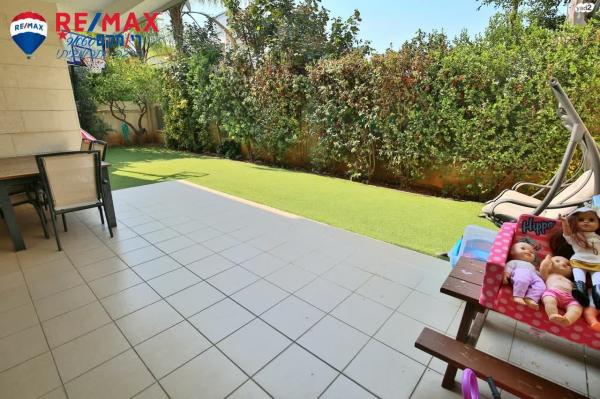 משה שמיר 8 (הרצליה הירוקה)