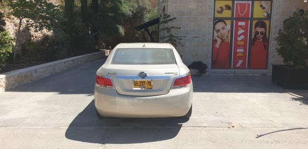 ביואיק לה קרוס (2010)